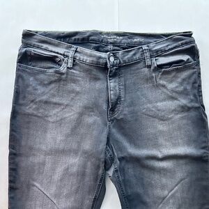 Banana Republic | Traveler Slim Fit Jeans – Men’s 40×32